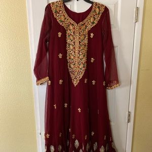 Chiffon maroon Pakistani Indian party wear